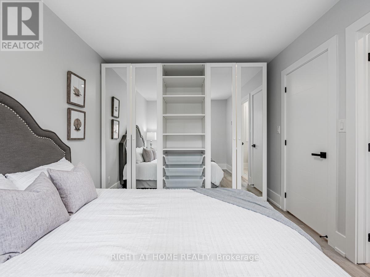 3 Rollins Place, Toronto, Ontario  M9B 3Y4 - Photo 19 - W12185526