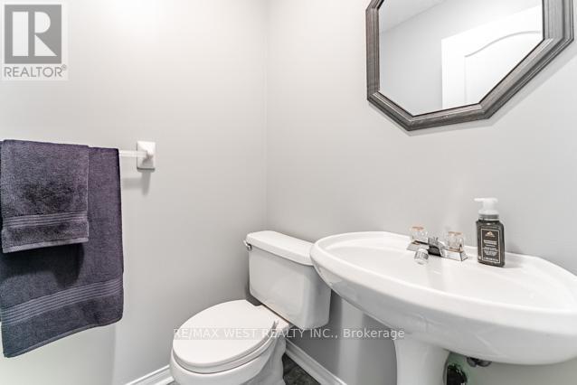 57 Creekwood Drive, Brampton (Snelgrove), Ontario  L7A 1J3 - Photo 18 - W12185549