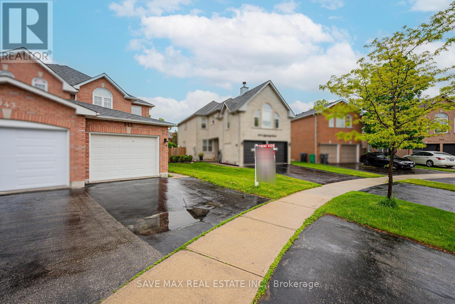 Property at 945 APPLECROFT CIRCLE image 4