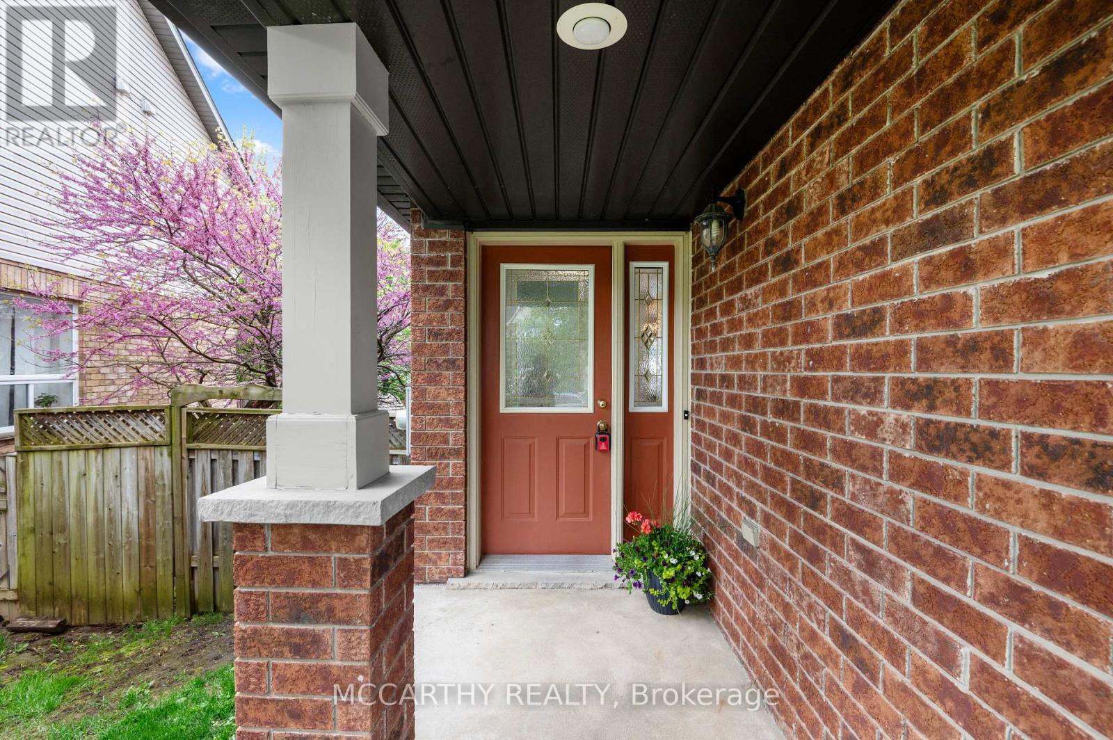 12 Clarke Avenue, Orangeville, Ontario  L9W 5J6 - Photo 3 - W12185561