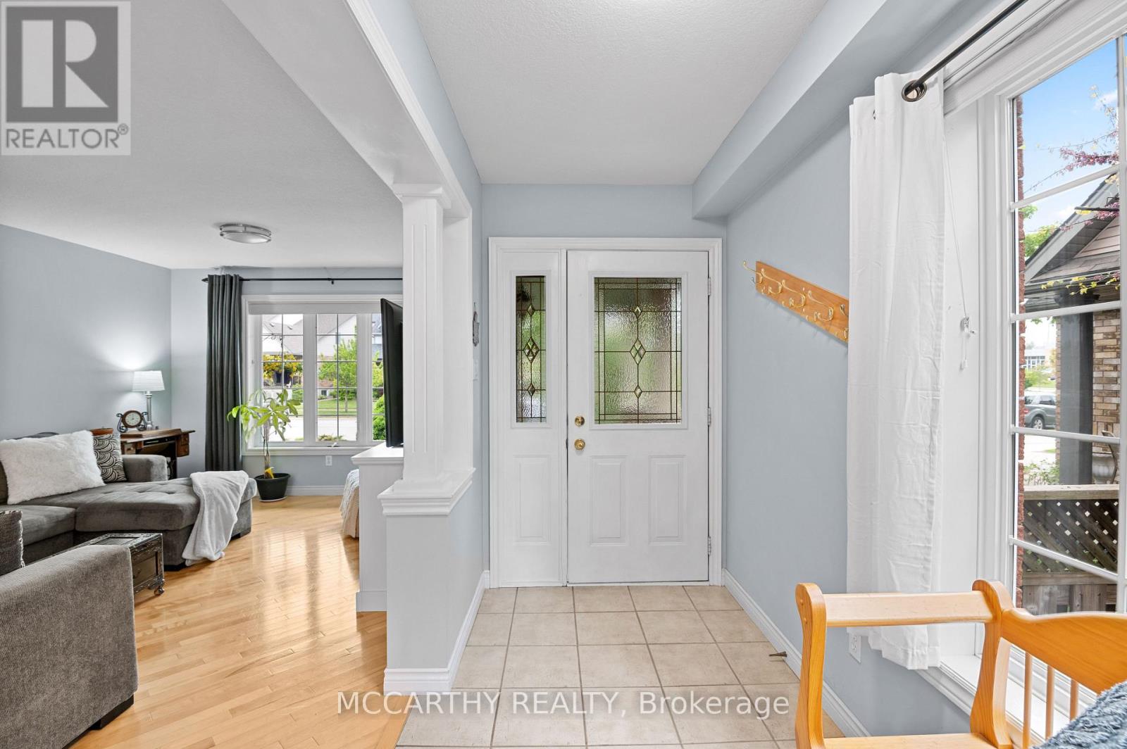 12 Clarke Avenue, Orangeville, Ontario  L9W 5J6 - Photo 4 - W12185561