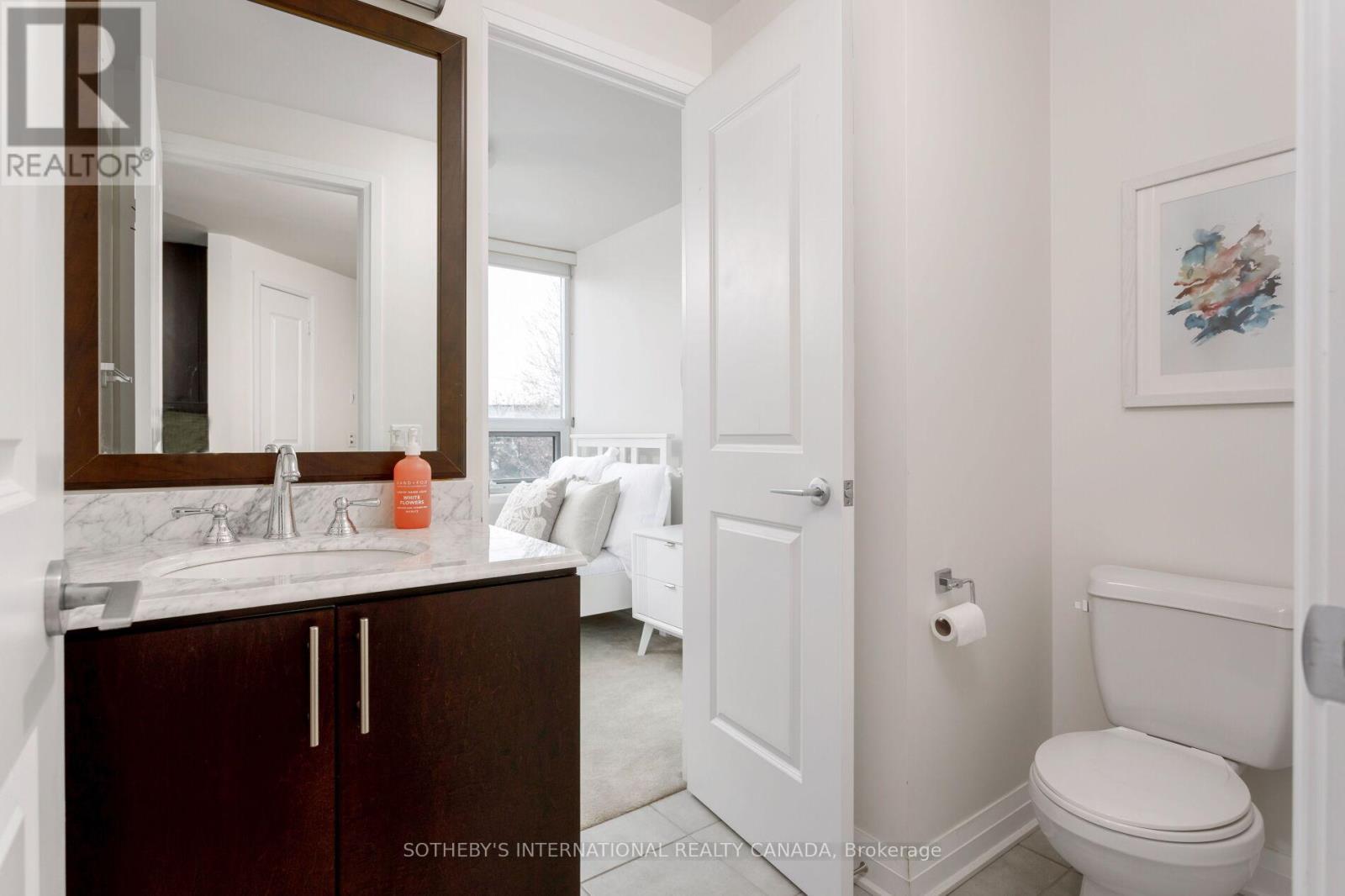 210 - 1055 Southdown Road, Mississauga (Clarkson), Ontario  L5J 0A3 - Photo 23 - W12185650