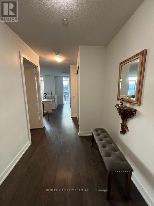204 - 251 Manitoba Street, Toronto, Ontario  M8Y 0C7 - Photo 2 - W12185666
