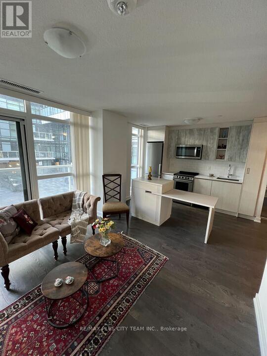 204 - 251 Manitoba Street, Toronto, Ontario  M8Y 0C7 - Photo 5 - W12185666