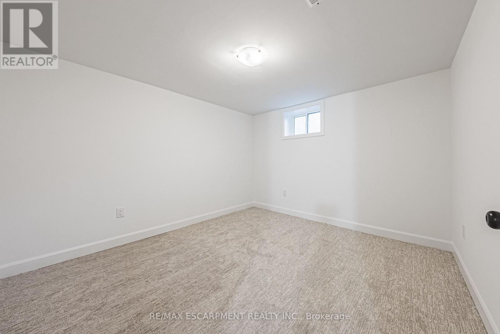 224 West 16th Street, Hamilton (Buchanan), Ontario  L9C 4C6 - Photo 34 - X12185528