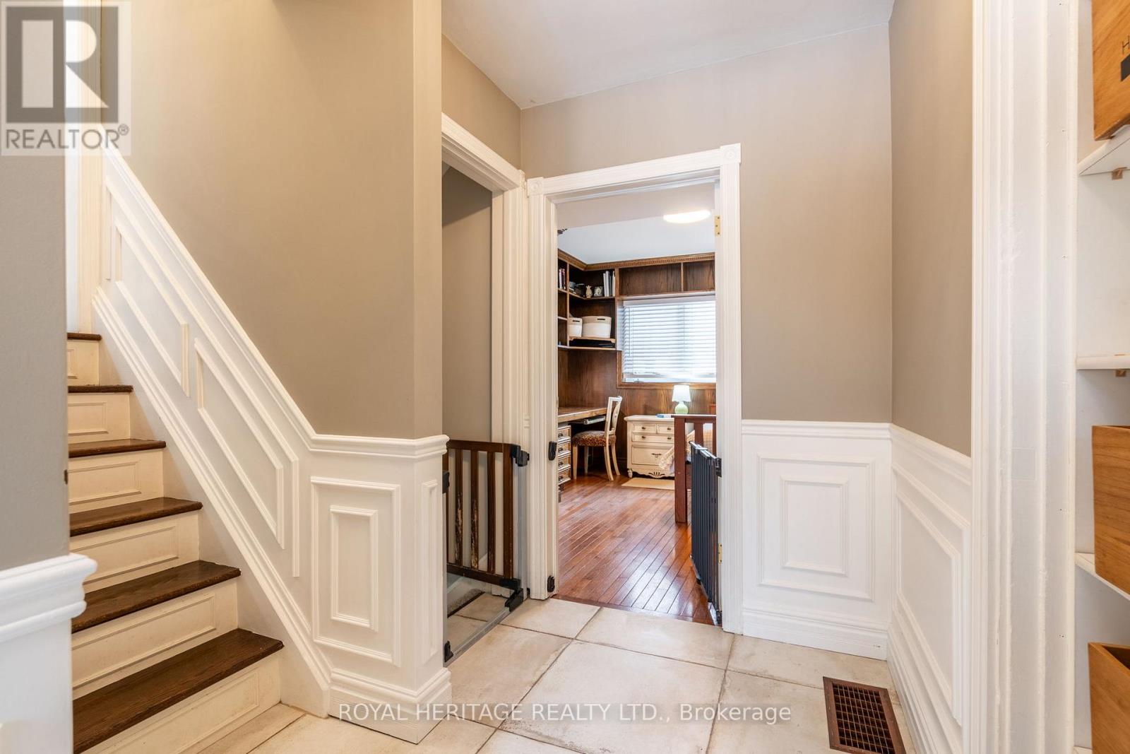 63 Cait Court, Hamilton (Ancaster), Ontario  L5G 1M3 - Photo 29 - X12185571