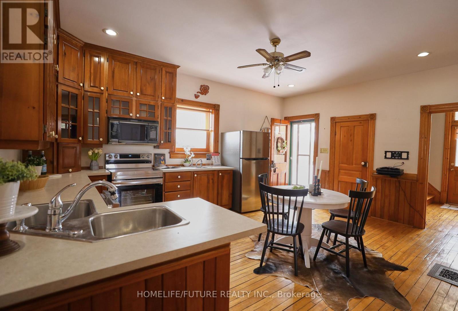 311589 16th Line, East Garafraxa, Ontario  L9W 7C7 - Photo 8 - X12185655