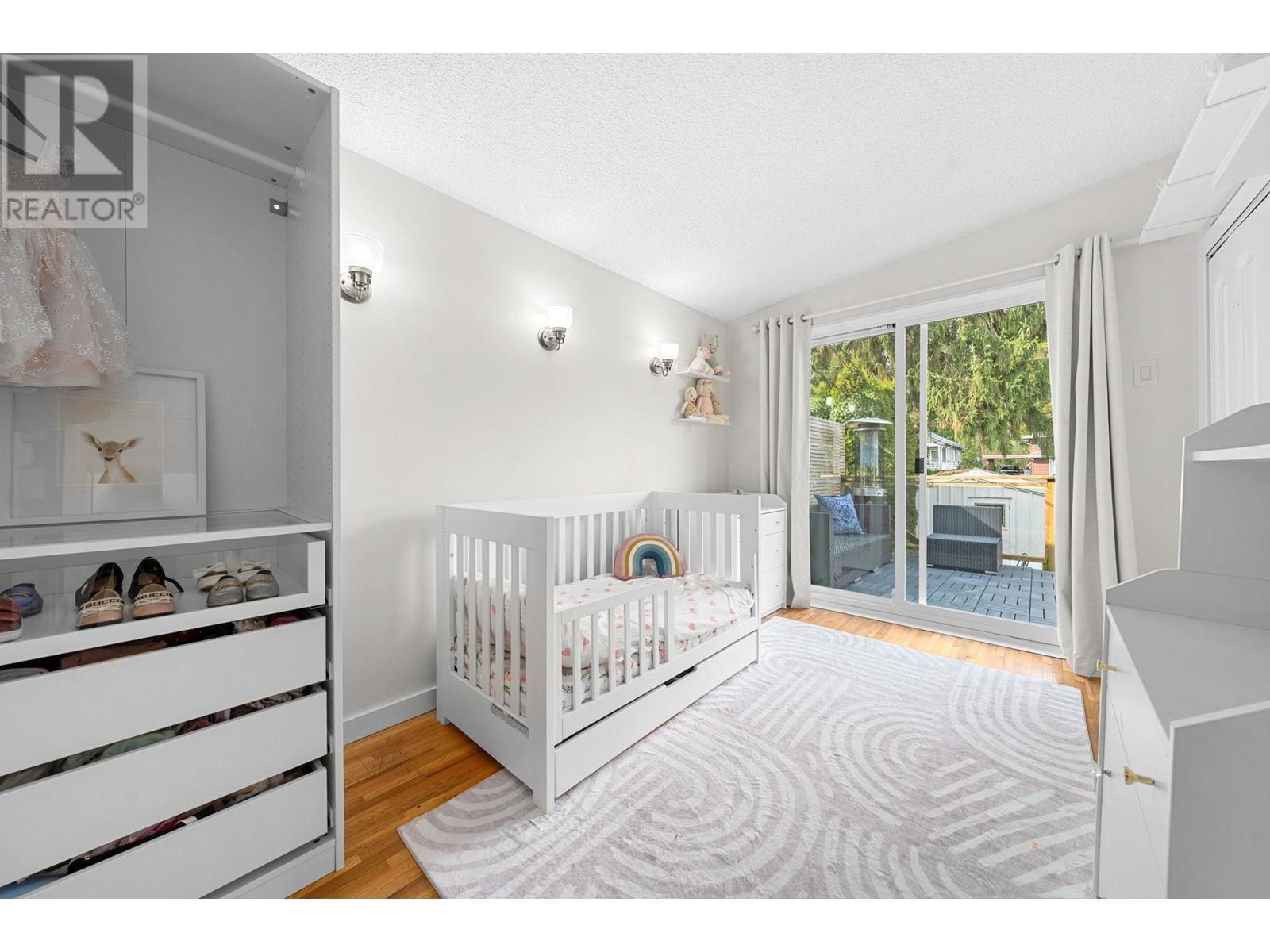 530 W 14th Street, North Vancouver, British Columbia  V7M 1P9 - Photo 16 - R3009308