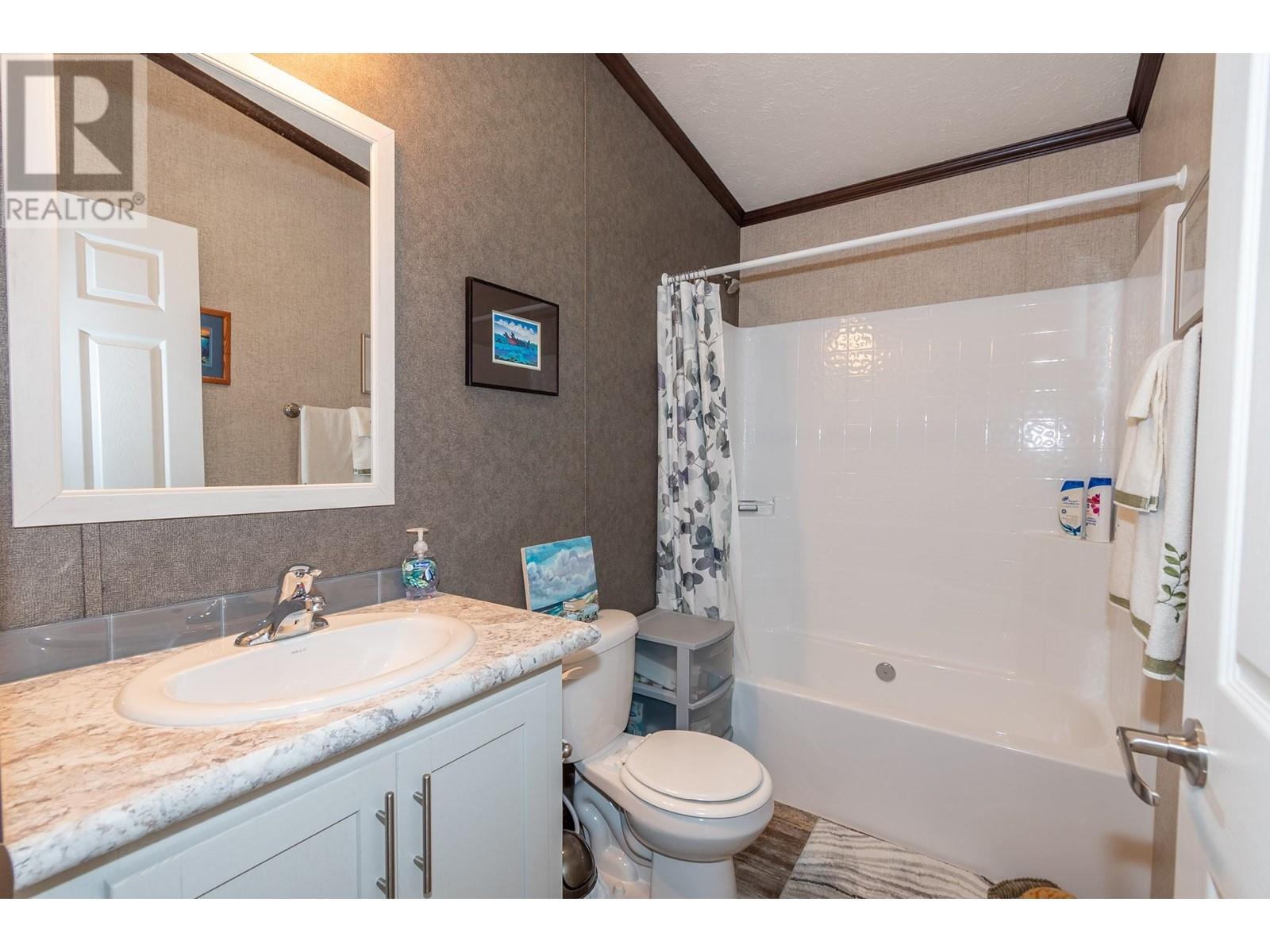 61 Antoine Road Unit# 8, Vernon, BC V1H2A1