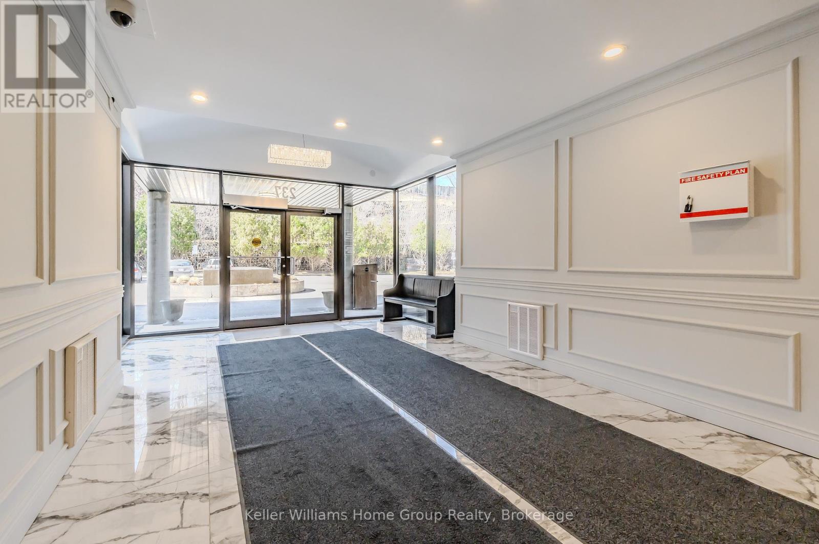 Property at 1008 - 237 KING STREET W image 3