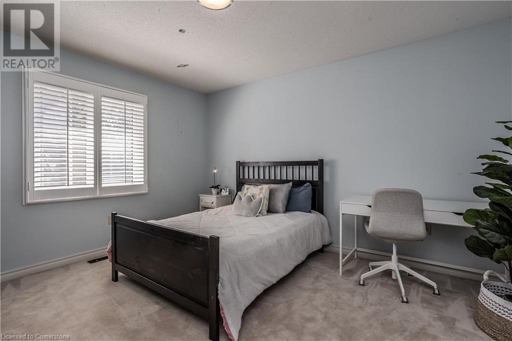 656 Andrea Court, Burlington, Ontario  L7R 4J7 - Photo 28 - 40735542