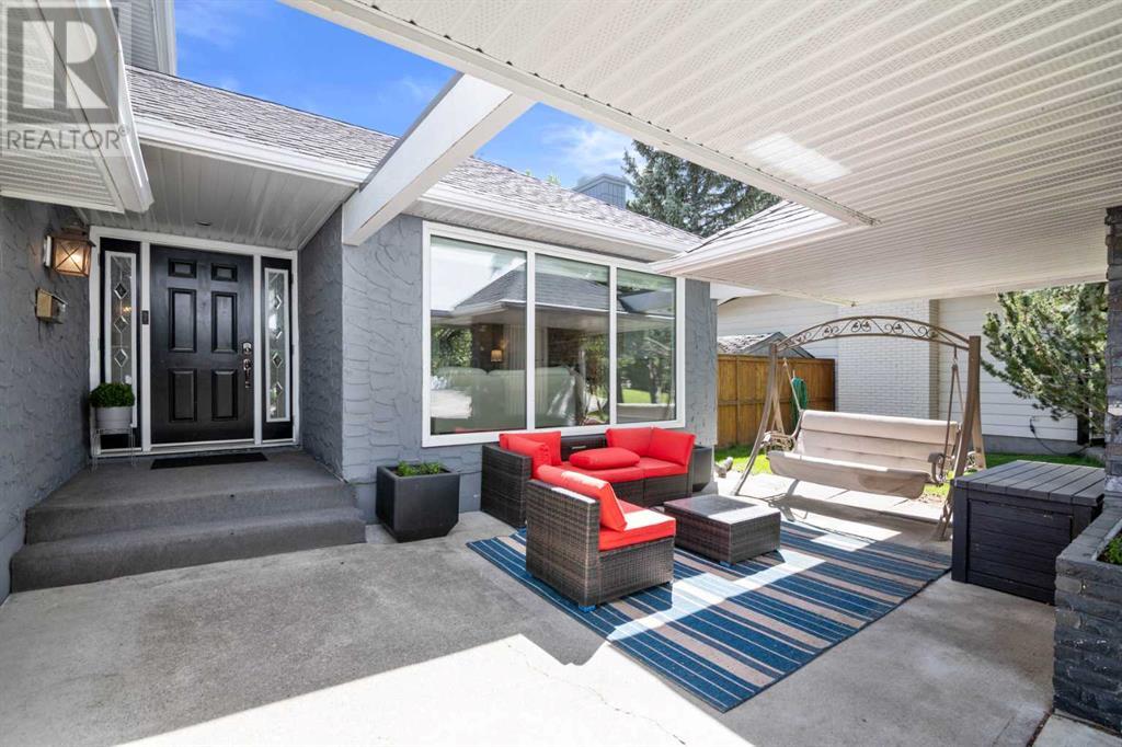 Property at 11023 Willowfern Drive SE image 5