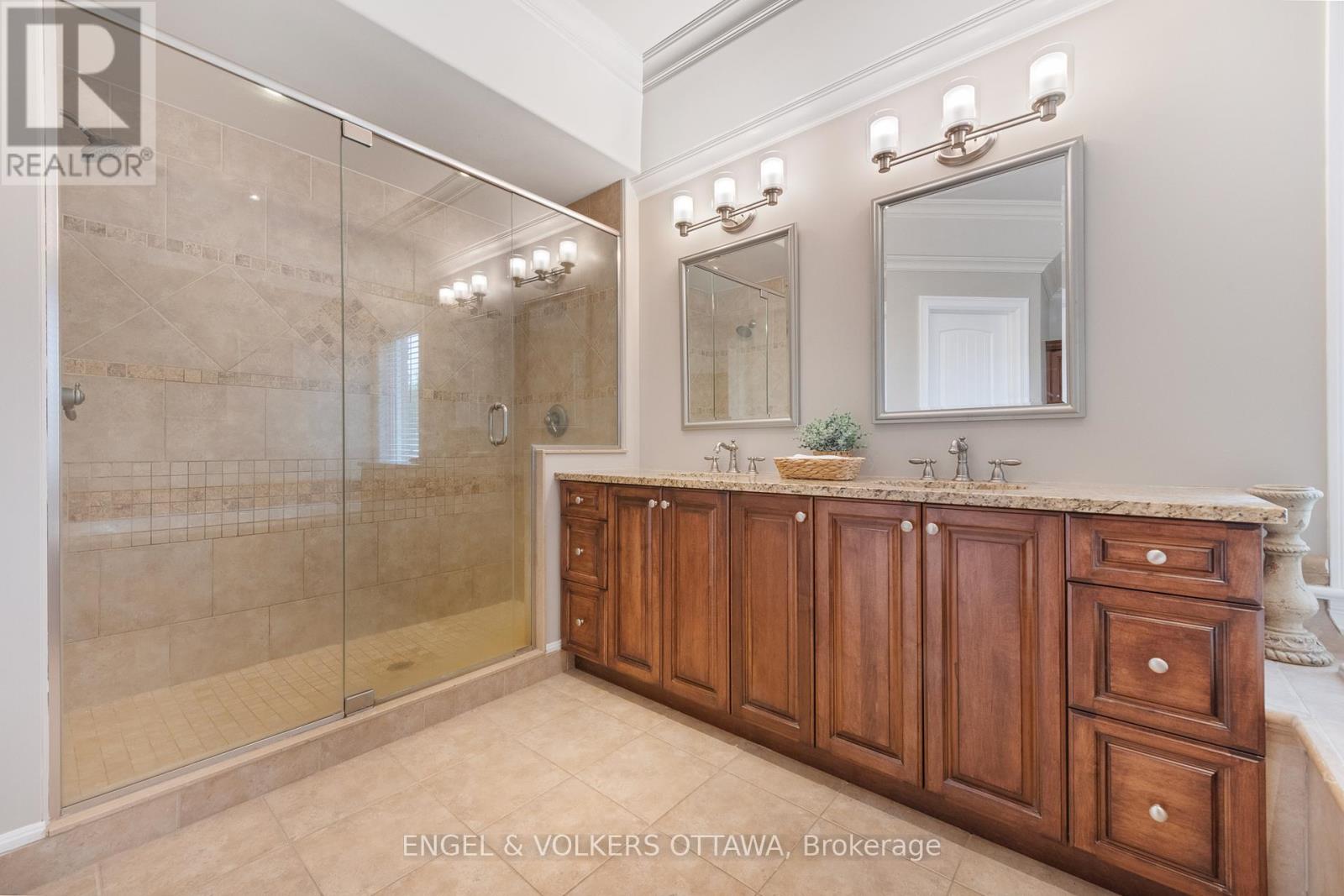 1468 Sandy Beach Court, Ottawa, Ontario  K4P 0C2 - Photo 20 - X12167388