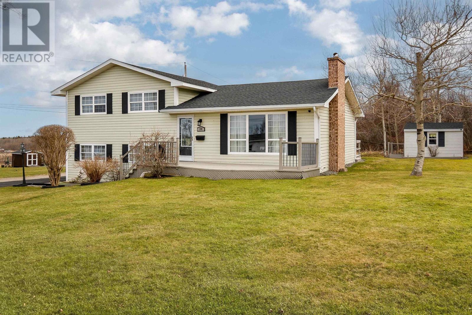 140 Mcintyre Lane, Glace Bay, Nova Scotia  B1A 4R9 - Photo 2 - 202509405