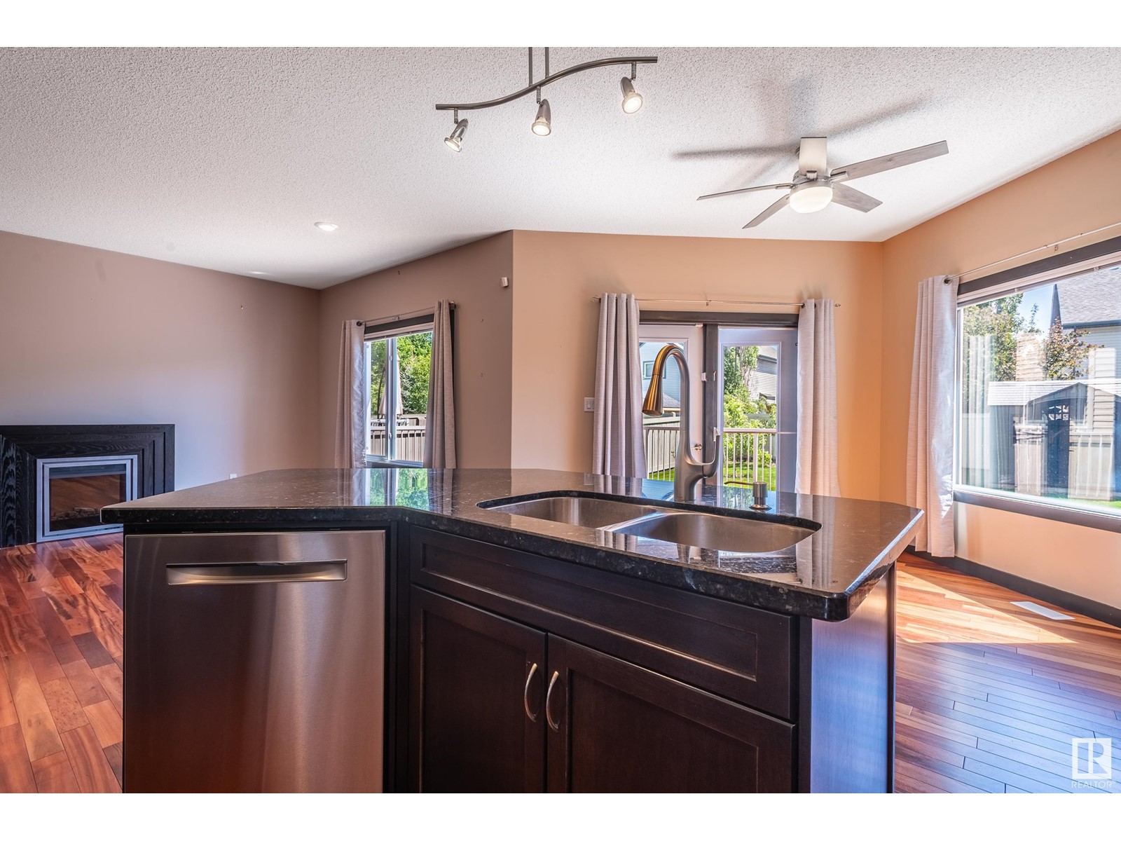 847 Chahley Wy Nw, Edmonton, Alberta  T6M 0C7 - Photo 17 - E4439544