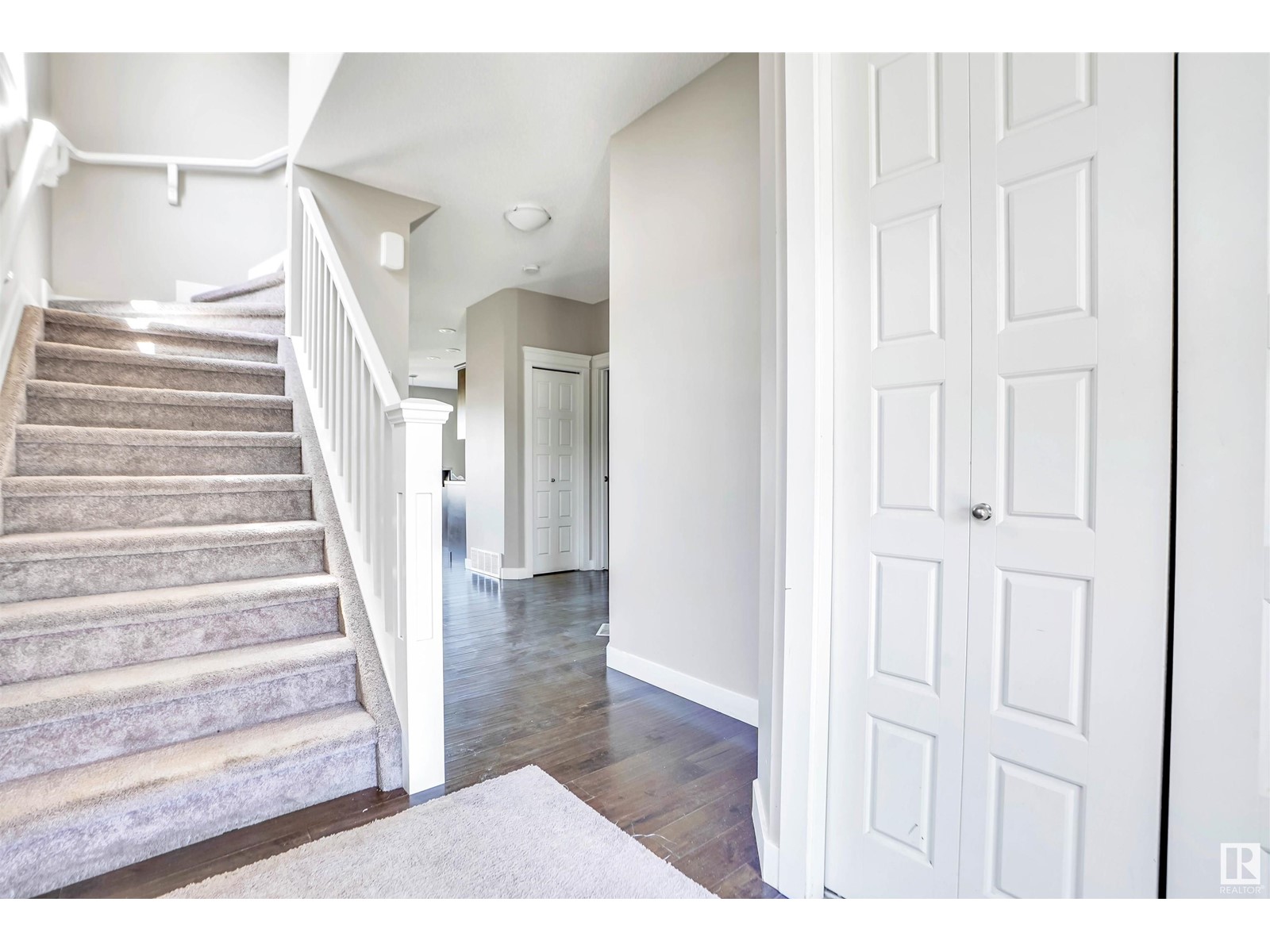 Property at 2248 CASEY CR SW image 2