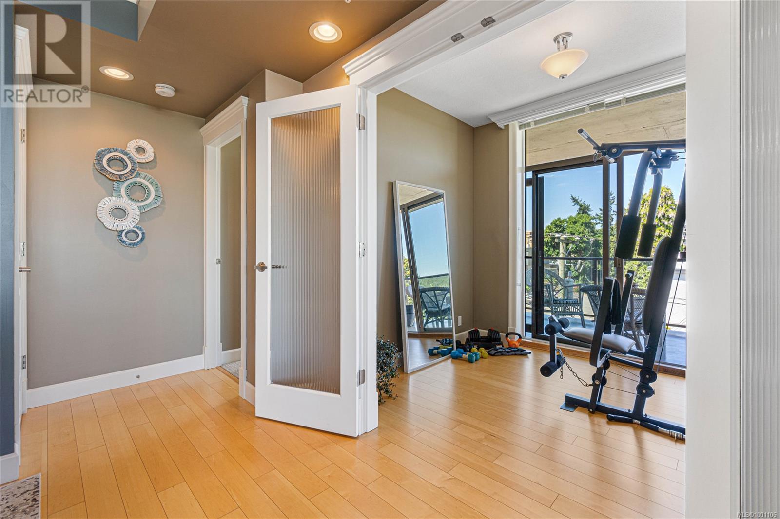 Property at 401 225 Rosehill St image 2