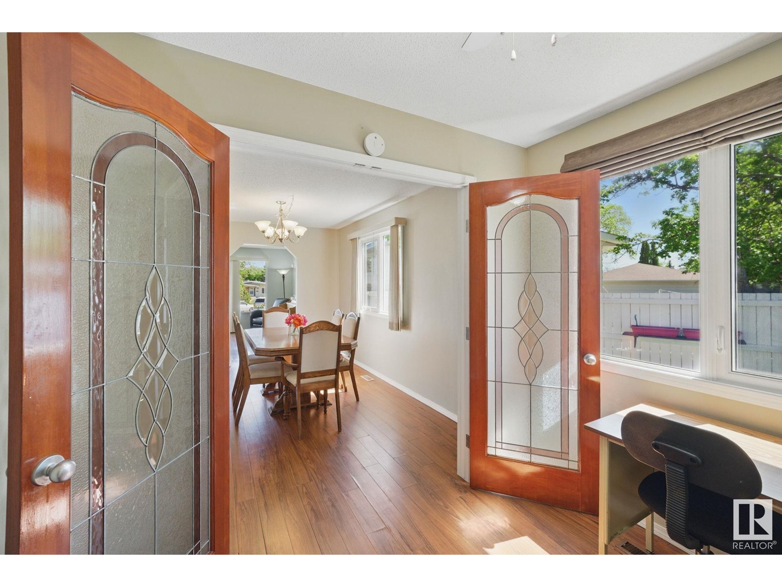 Property at 4336 74 ST NW image 5