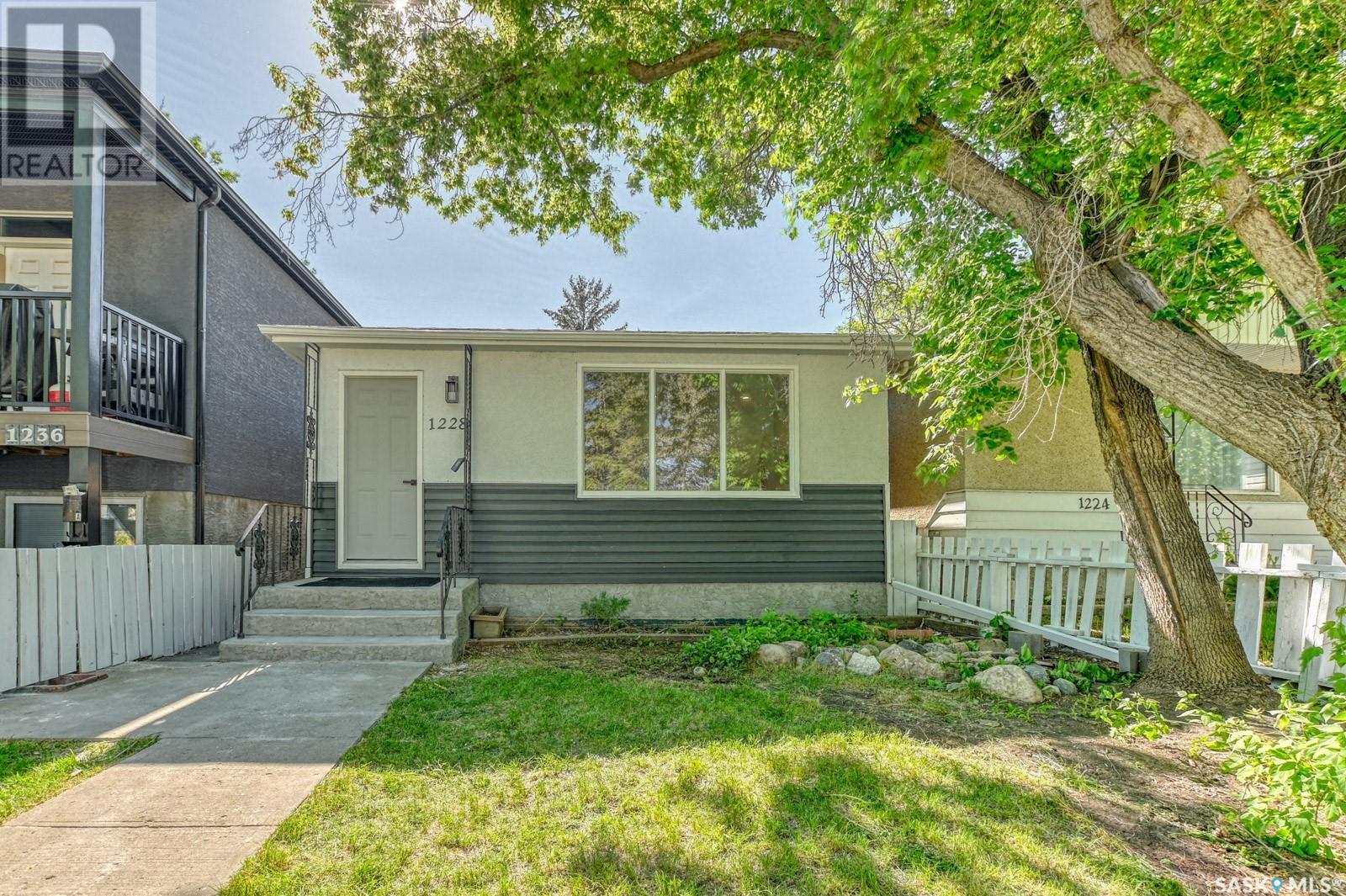 1228 Wallace STREET, Regina, Saskatchewan