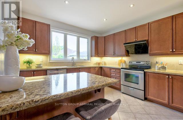 183 Tormina Boulevard, Whitby (Taunton North), Ontario  L1R 3R5 - Photo 10 - E12185686