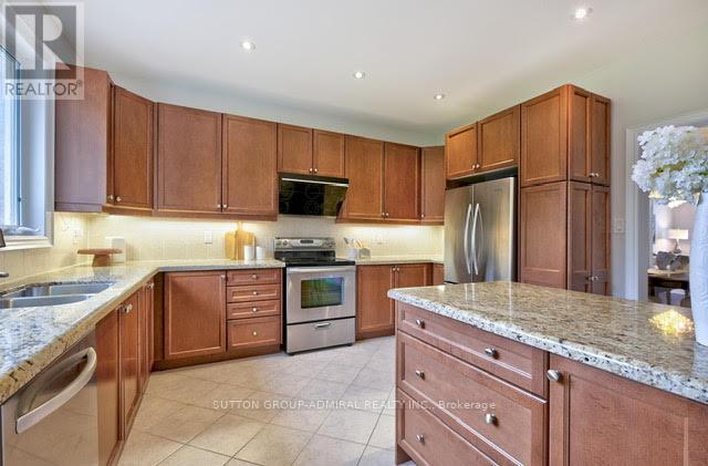 183 Tormina Boulevard, Whitby (Taunton North), Ontario  L1R 3R5 - Photo 12 - E12185686