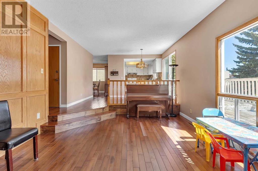 8 Edcath Mews Nw, Calgary, Alberta  T3A 3S7 - Photo 23 - A2224925