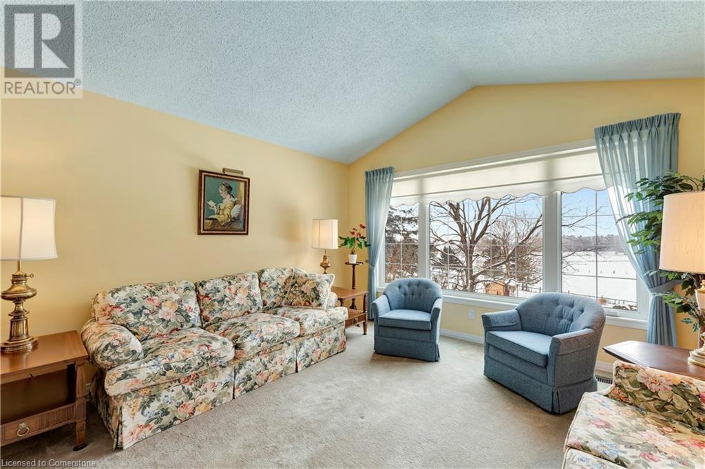 418 Country Squire Road, Waterloo, Ontario  N2J 4G8 - Photo 11 - 40716219