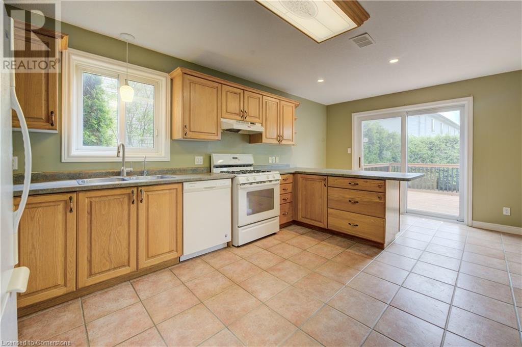 495 Harbour View Crescent Unit# A, Waterloo, Ontario  N2K 4A1 - Photo 12 - 40734732