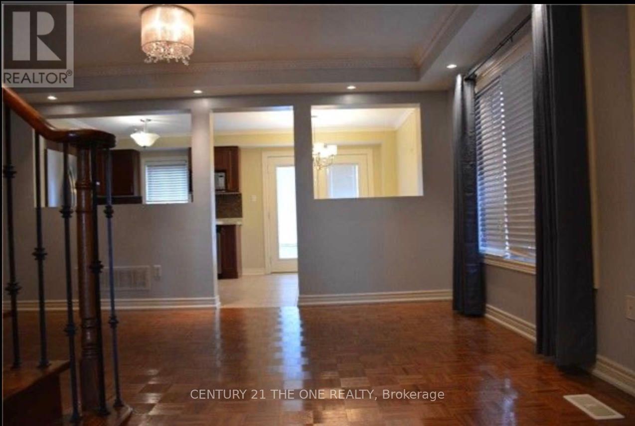 239 Venice Gate Drive, Vaughan, Ontario  L4H 0G1 - Photo 2 - N12185688