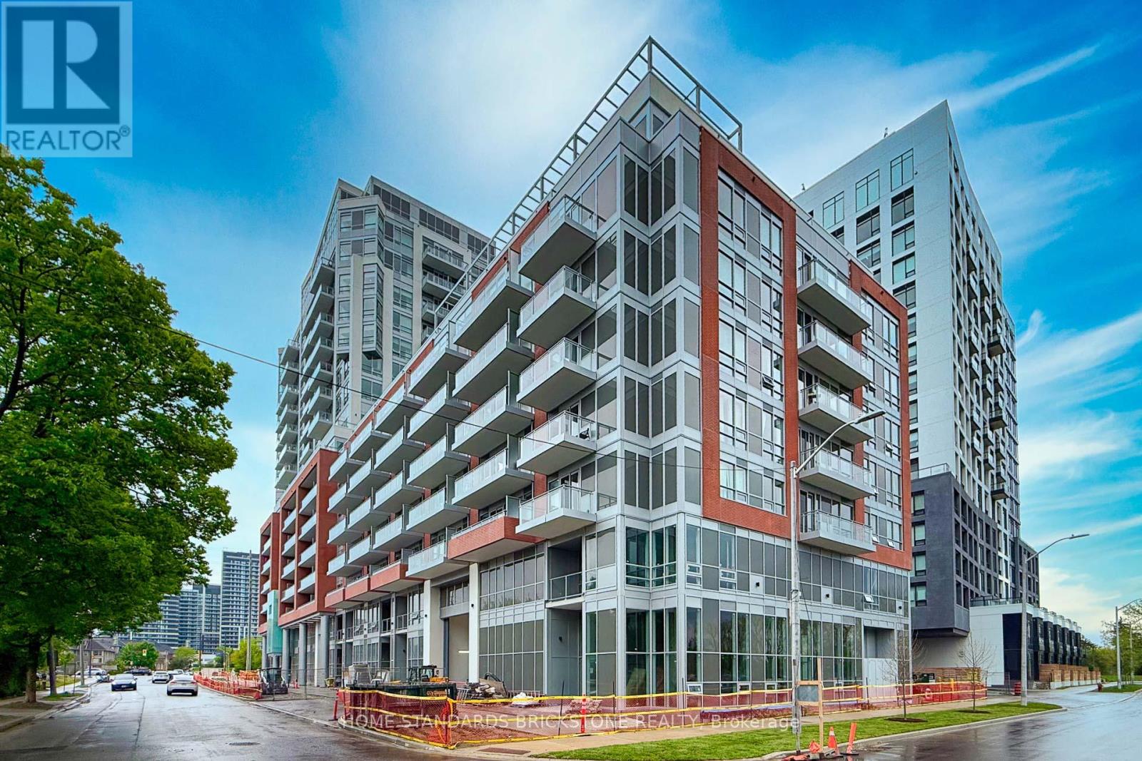 410 - 8888 Yonge Street, Richmond Hill (South Richvale), Ontario  L4C 6Z1 - Photo 2 - N12185720