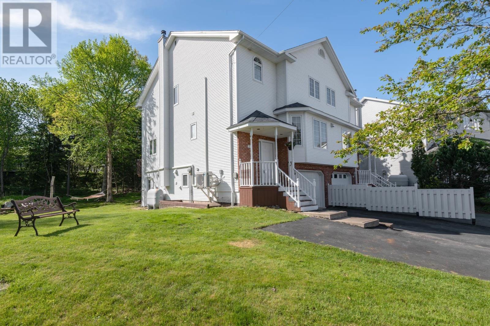 23 Moss Court, Halifax, Nova Scotia  B3S 1E2 - Photo 2 - 202512923