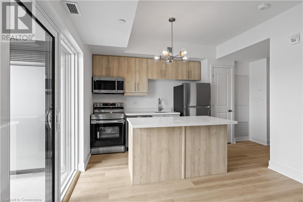401 Shellard Lane Unit# 711, Brantford, Ontario  N3T 5L5 - Photo 15 - 40714930