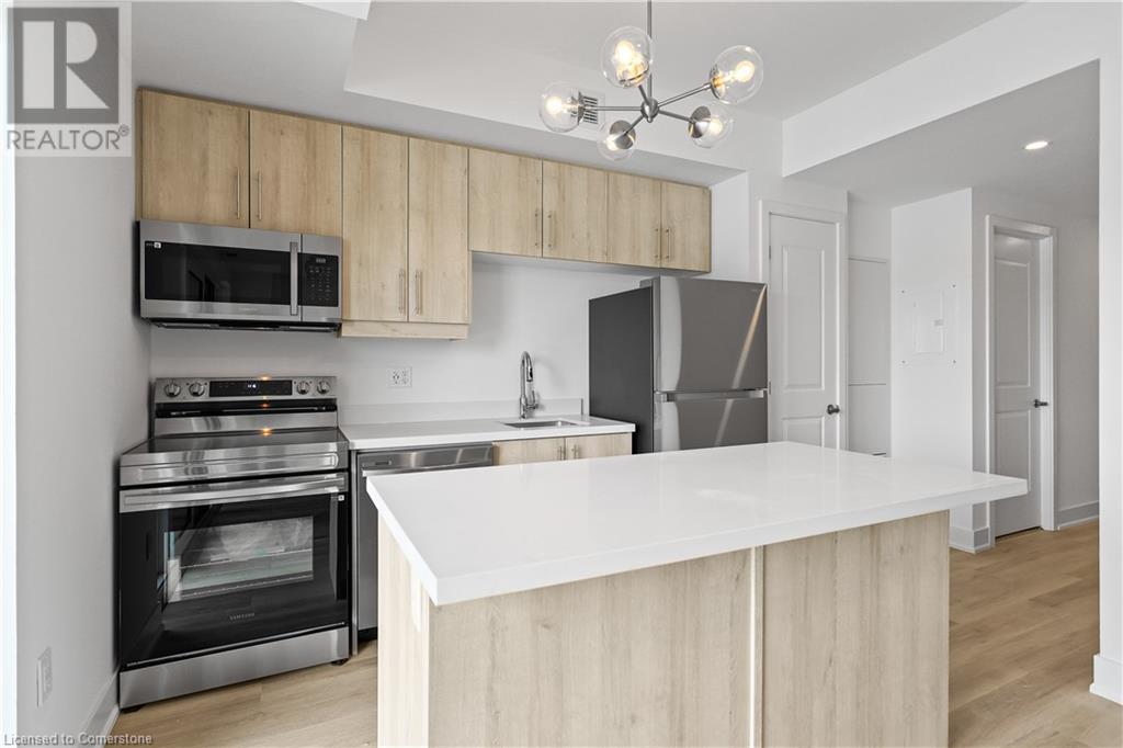 401 Shellard Lane Unit# 711, Brantford, Ontario  N3T 5L5 - Photo 16 - 40714930