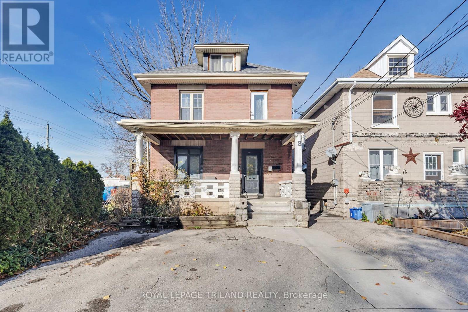 8 BRUCE STREET, London South, Ontario