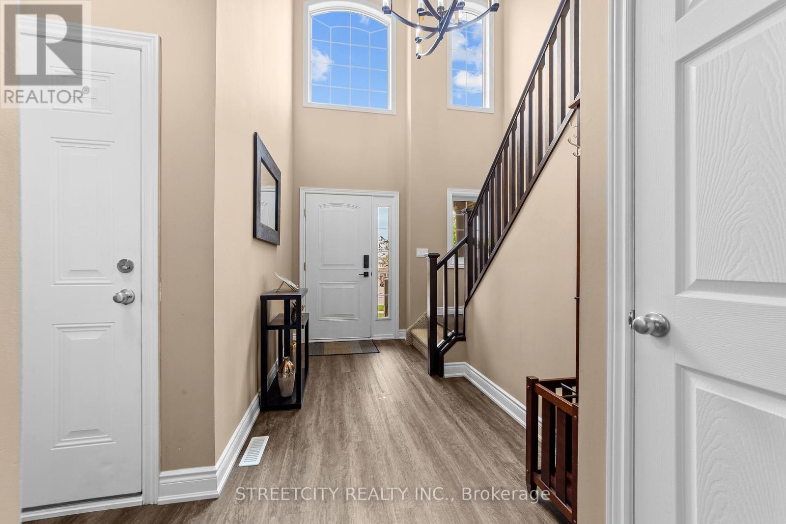 1221 Whetherfield Street, London North, Ontario  N6H 5X1 - Photo 5 - X12185770