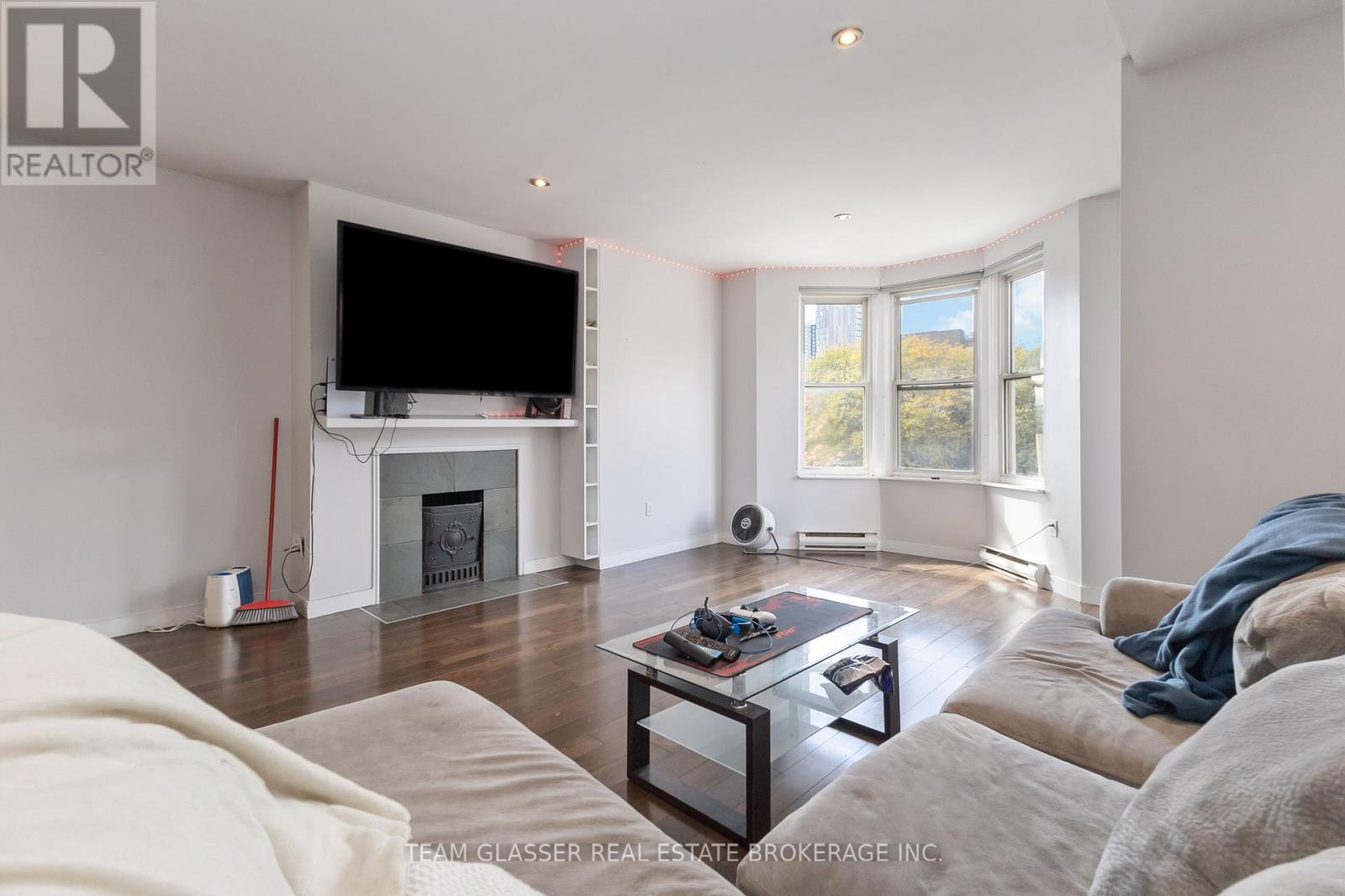 303 - 440 Wellington Street, London East, Ontario  N6A 3P2 - Photo 6 - X12185861