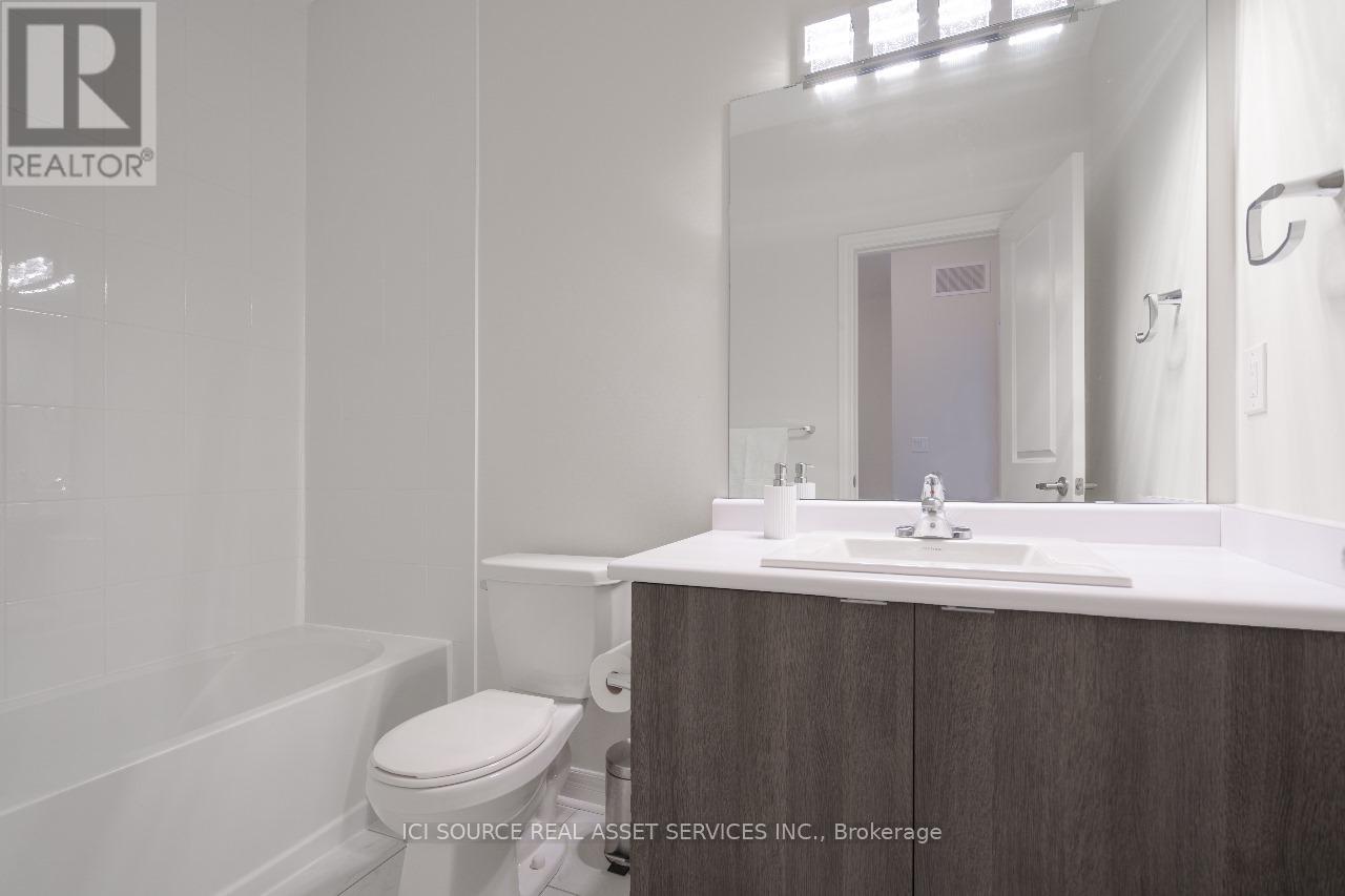 131 Lebovic Campus Drive, Vaughan, Ontario  L6A 5A4 - Photo 17 - N12149543
