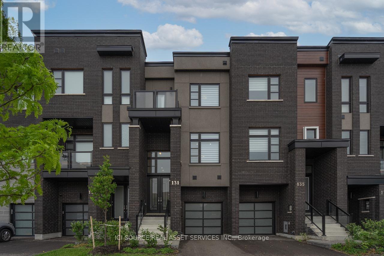 131 Lebovic Campus Drive, Vaughan, Ontario  L6A 5A4 - Photo 2 - N12149543