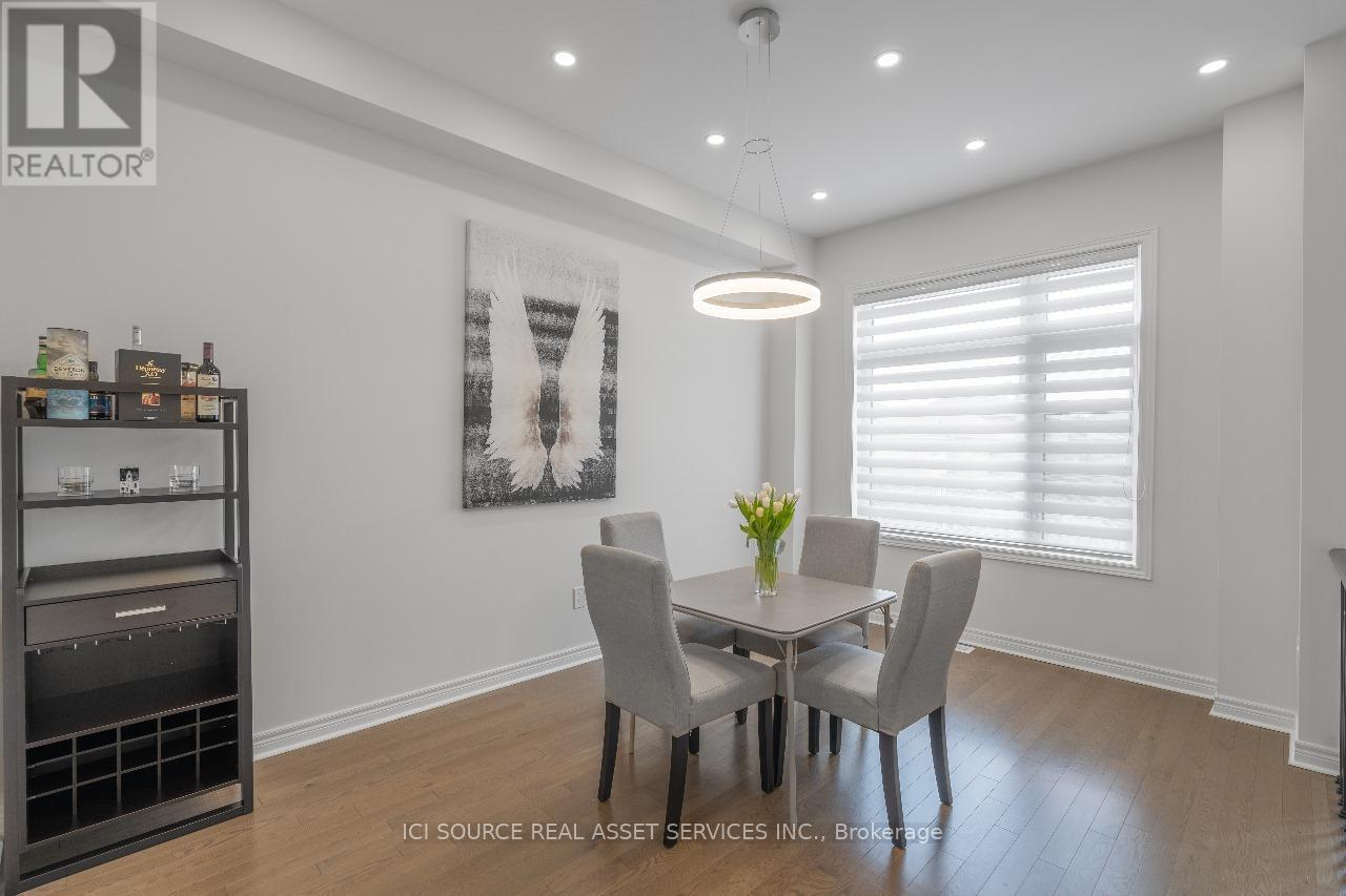 131 Lebovic Campus Drive, Vaughan, Ontario  L6A 5A4 - Photo 15 - N12149543