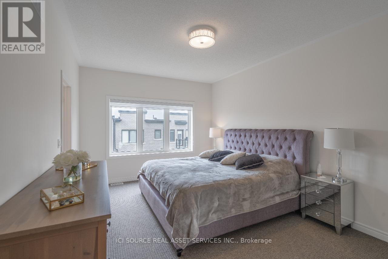 131 Lebovic Campus Drive, Vaughan, Ontario  L6A 5A4 - Photo 9 - N12149543