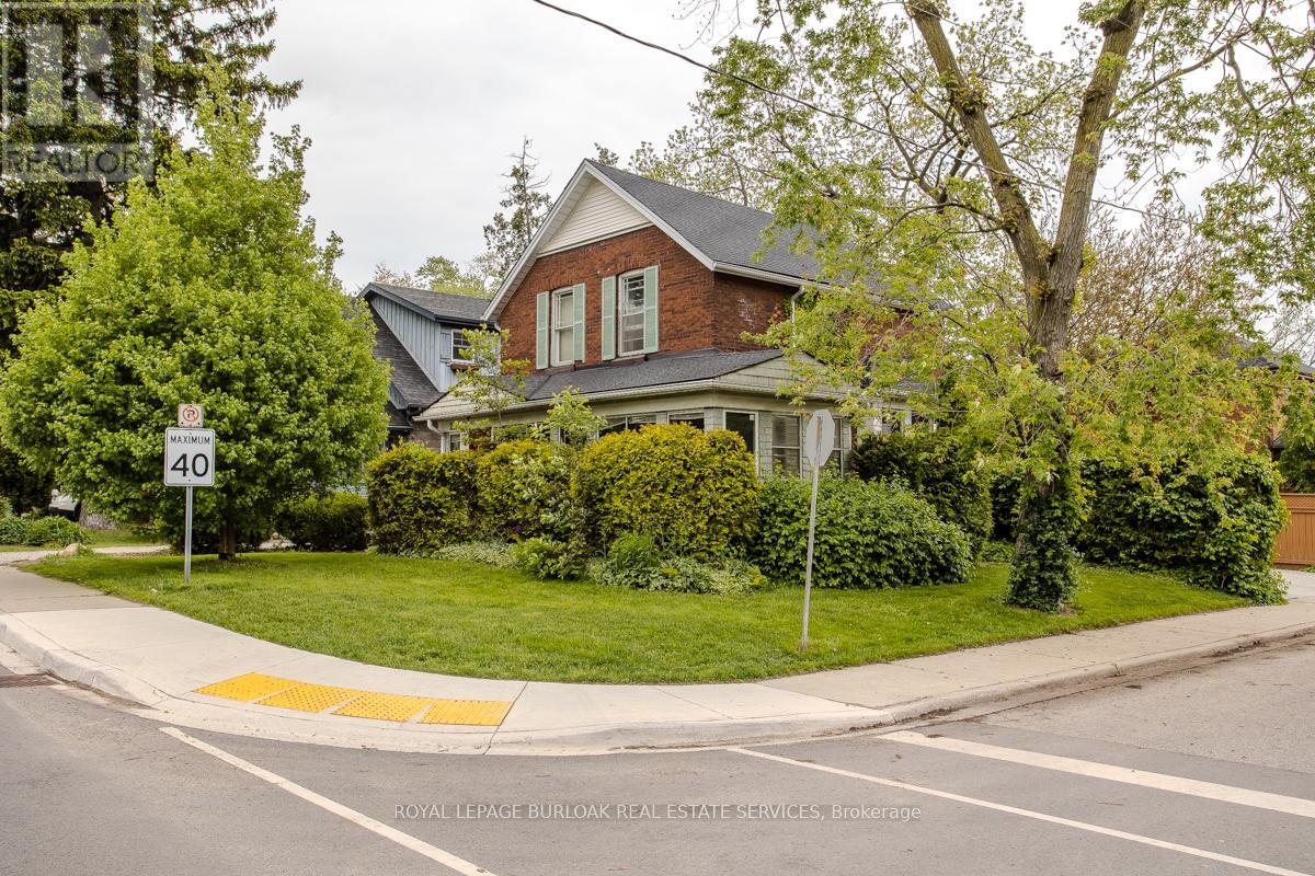 2150 Caroline Street, Burlington, Ontario  L7R 1M1 - Photo 3 - W12185717