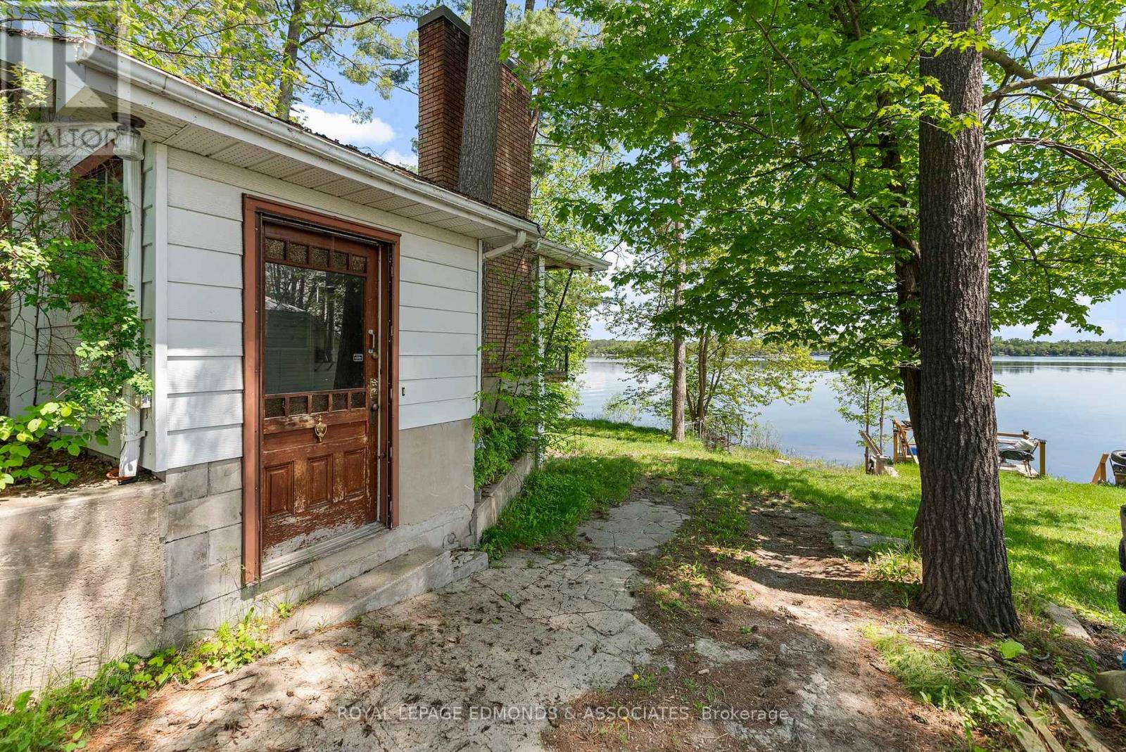 87 Cobble Stone Lane, Whitewater Region, Ontario  K0J 1K0 - Photo 32 - X12185833