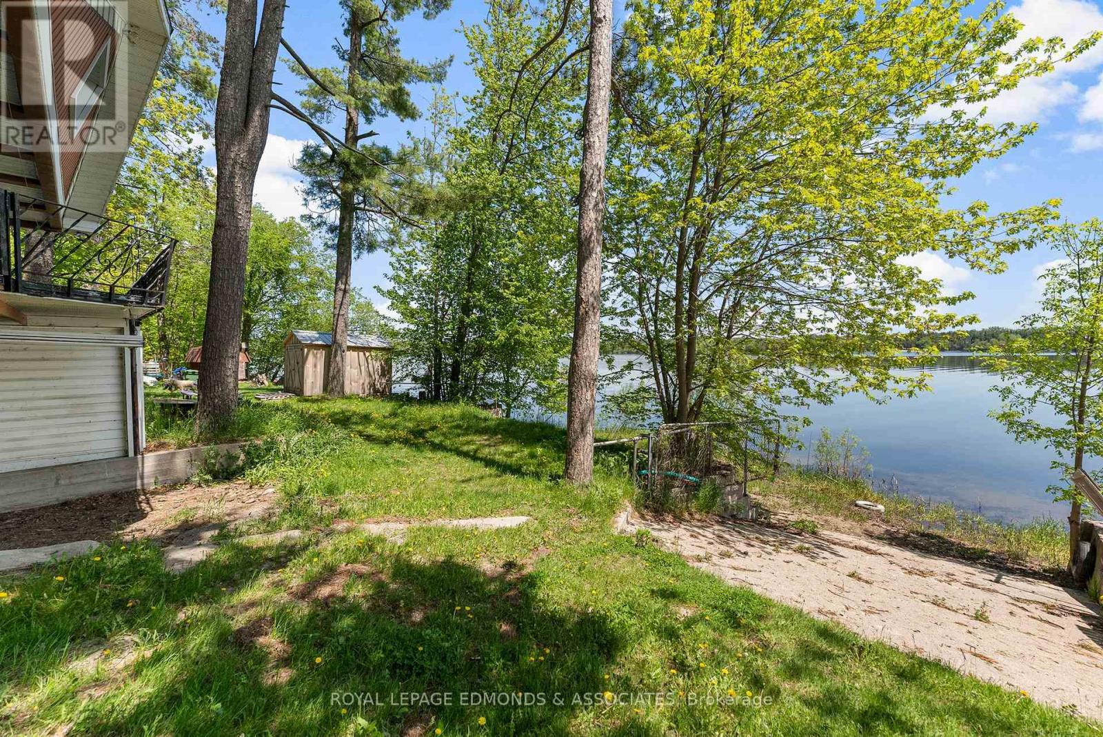 87 Cobble Stone Lane, Whitewater Region, Ontario  K0J 1K0 - Photo 33 - X12185833