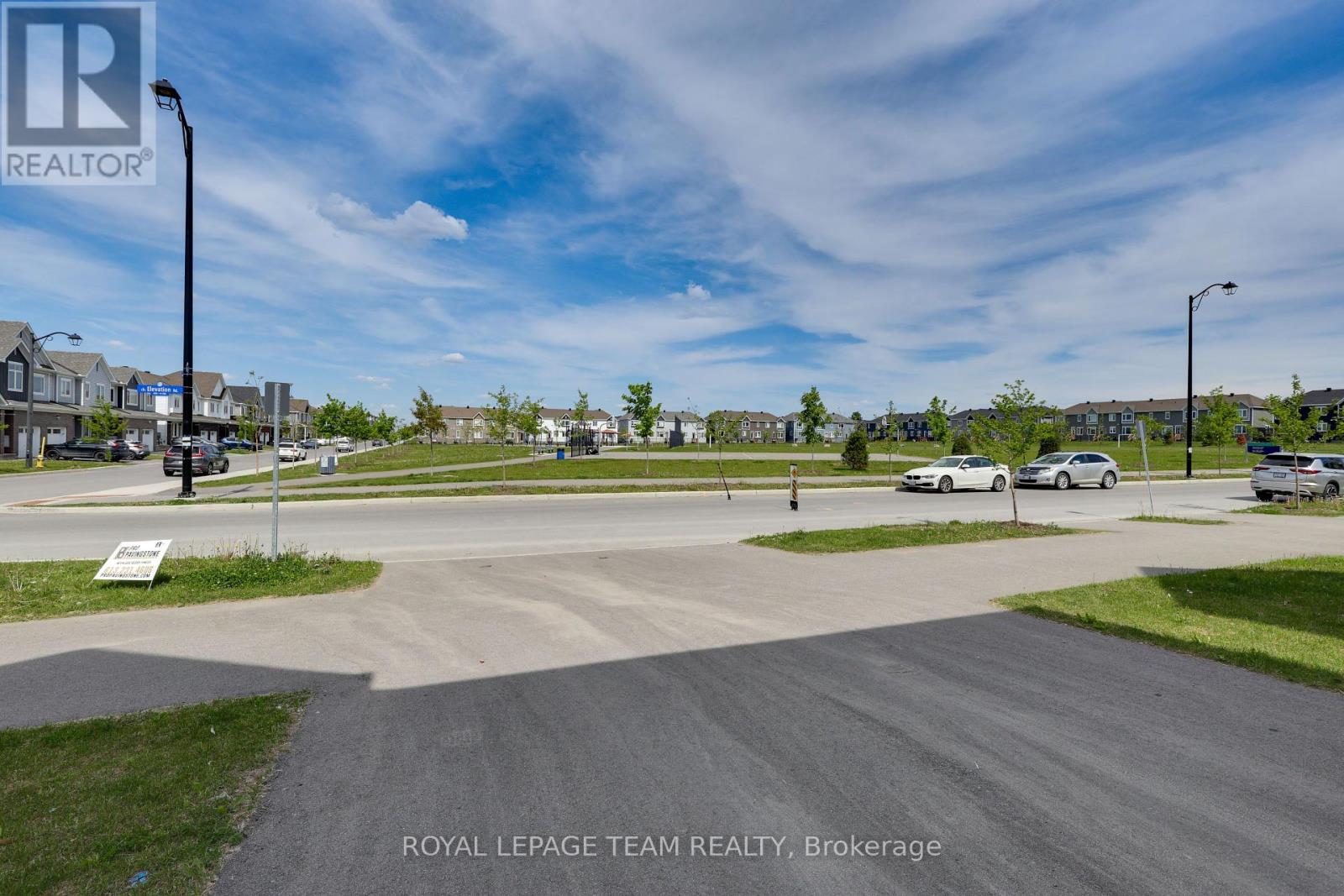 2032 Elevation Road, Ottawa, Ontario  K2J 6X5 - Photo 4 - X12185817