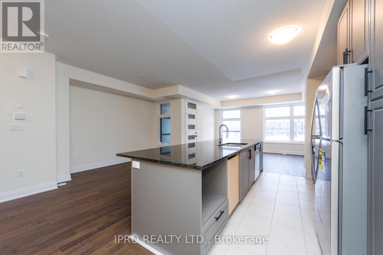 2538 Littlefield Crescent, Oakville, Ontario  L6M 4G3 - Photo 9 - W12151911