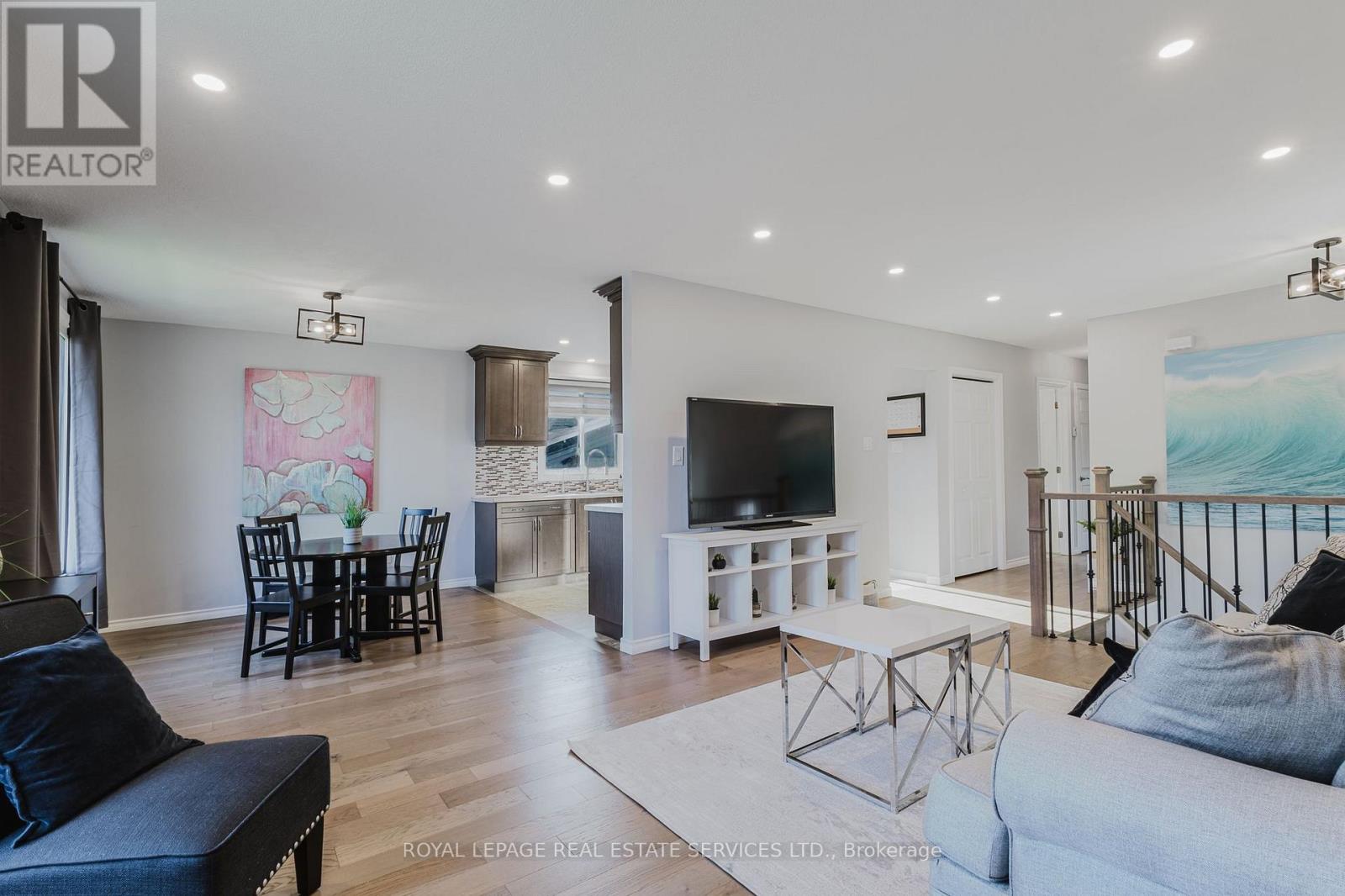 19 Southglen Road, Brant, Ontario  N3R 6Z8 - Photo 9 - X12185694