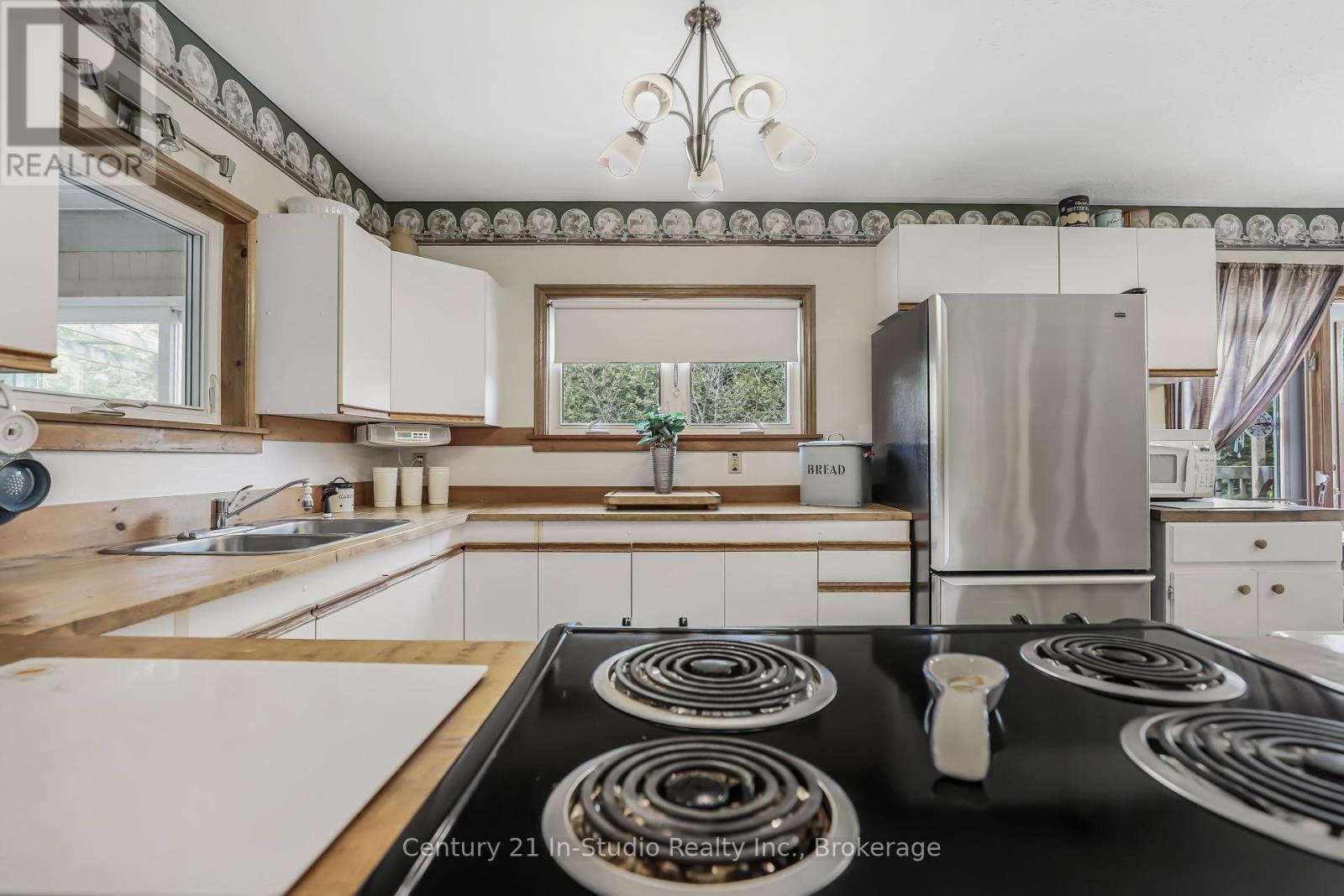 305207 South Line A, Grey Highlands, Ontario  N0C 1K0 - Photo 18 - X12185834