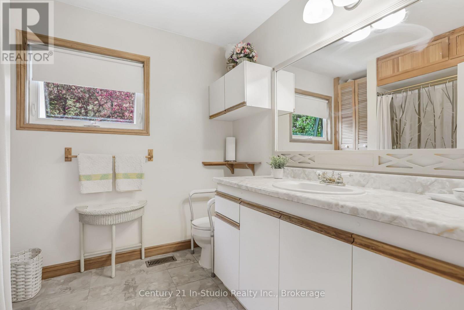 305207 South Line A, Grey Highlands, Ontario  N0C 1K0 - Photo 31 - X12185834