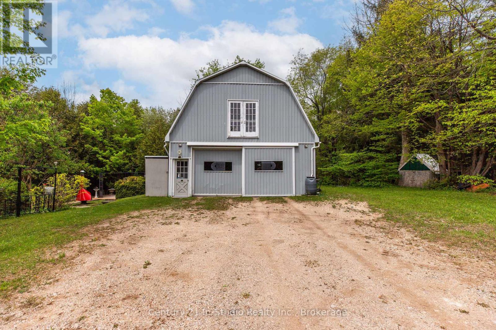 305207 South Line A, Grey Highlands, Ontario  N0C 1K0 - Photo 4 - X12185834