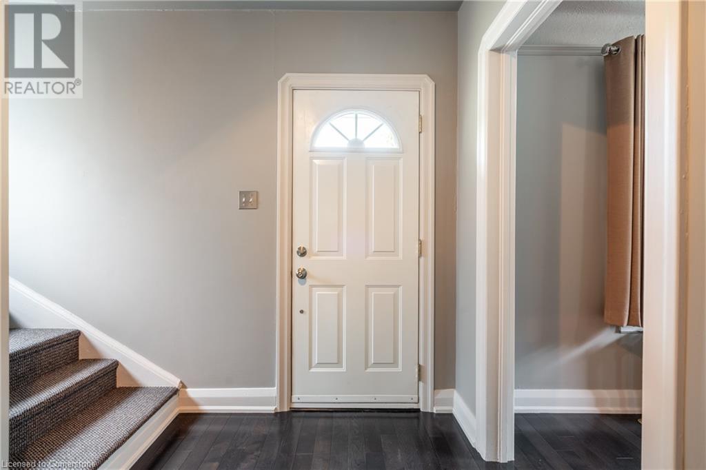 Property at 210 VINE Street image 4